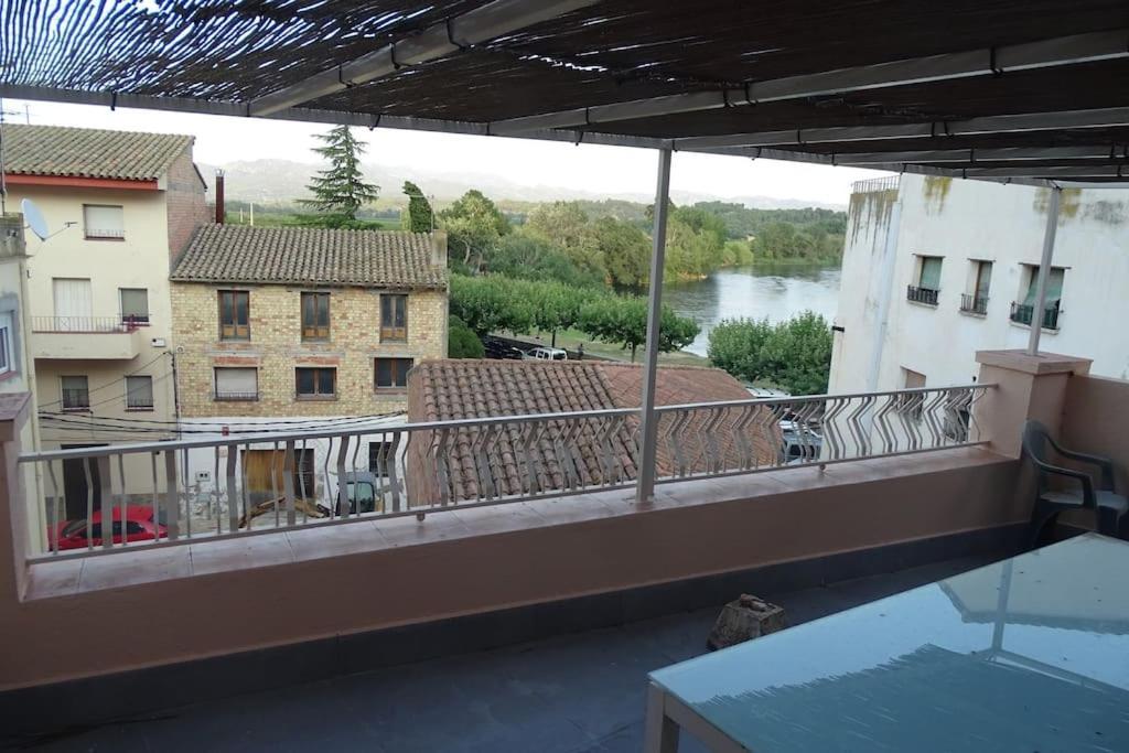 Casa Acogedora Con Barbacoa Villa Miravet Luaran gambar