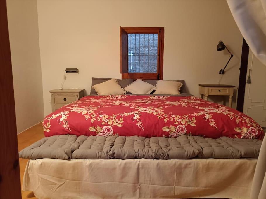 Casa Acogedora Con Barbacoa Villa Miravet Luaran gambar